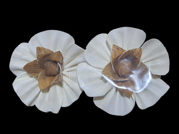 Sola wood Narcissus flower