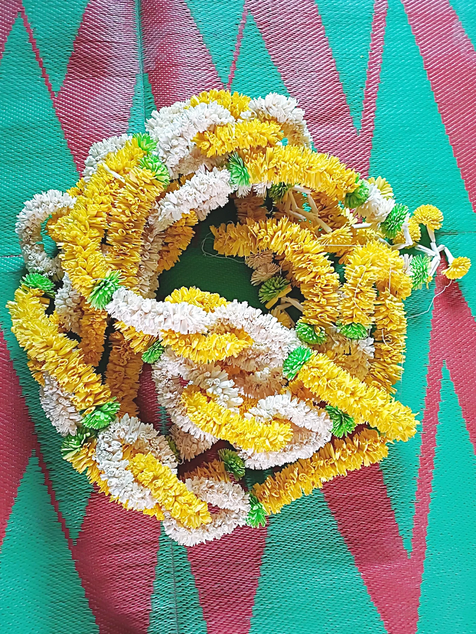 Sola Wood Strings Garland - Image 4